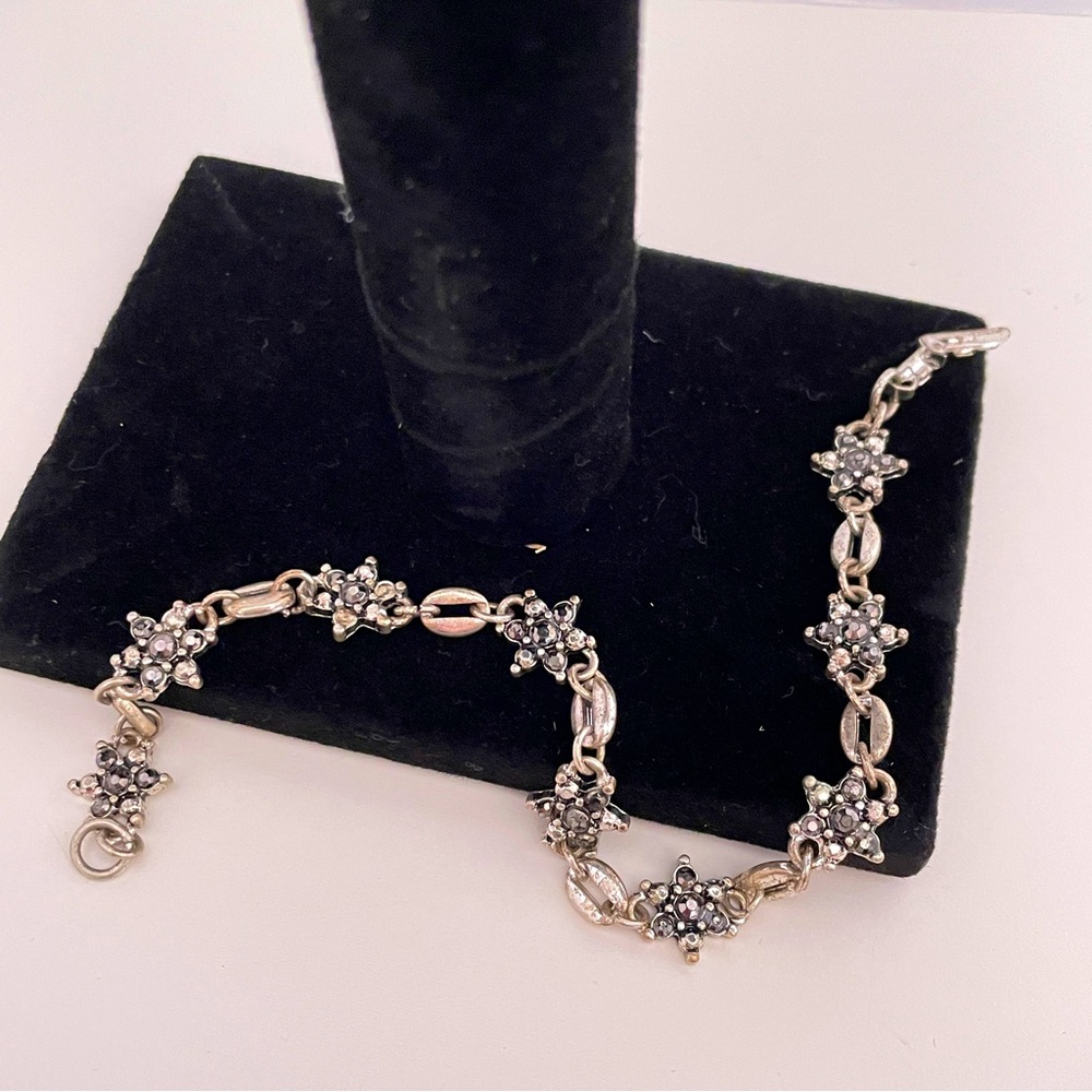 Vintage Silver Tone Winter Snowflake Holiday Christmas Art Deco Dainty Bracelet